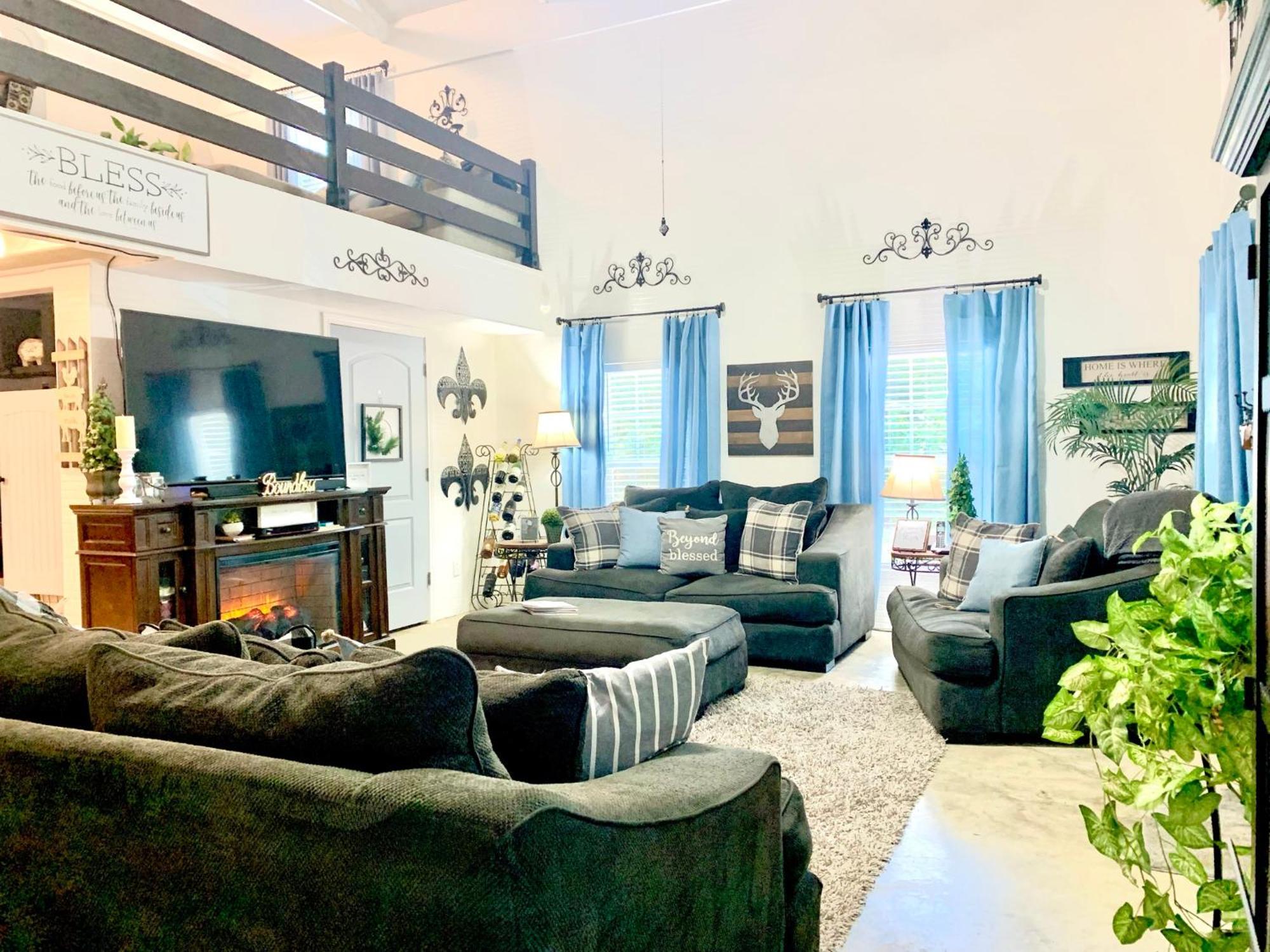 A Tranquil Retreat Loaded With Ambiance! Sleeps 10 Villa Platt Eksteriør bilde